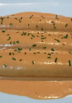 Foto principal de Canelones rellenos de brócoli y salmón con salsa de piquillos