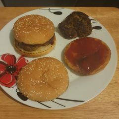 A picture of Beef Burgers.