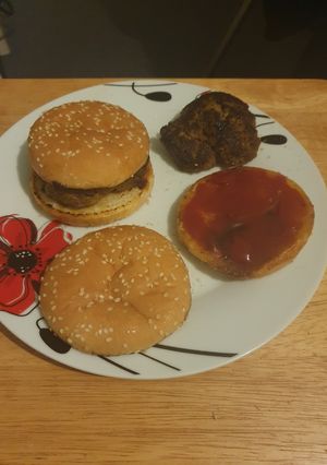 A picture of Beef Burgers.