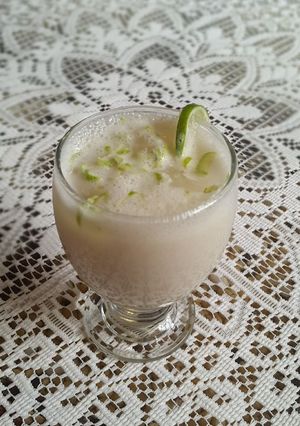 Una foto de Licuado de piña con lima