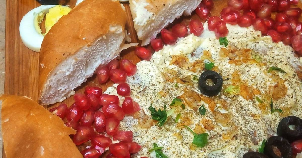 Garlic butter board Recipe by Somi Ali Cookpad