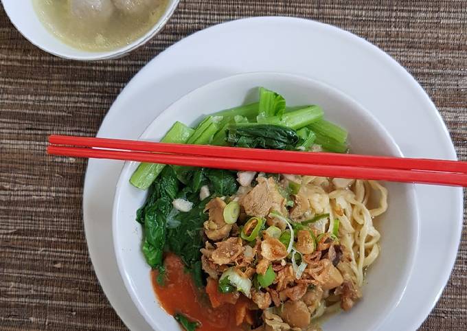 Mie ayam abang abang (topping mie ayam jamur)