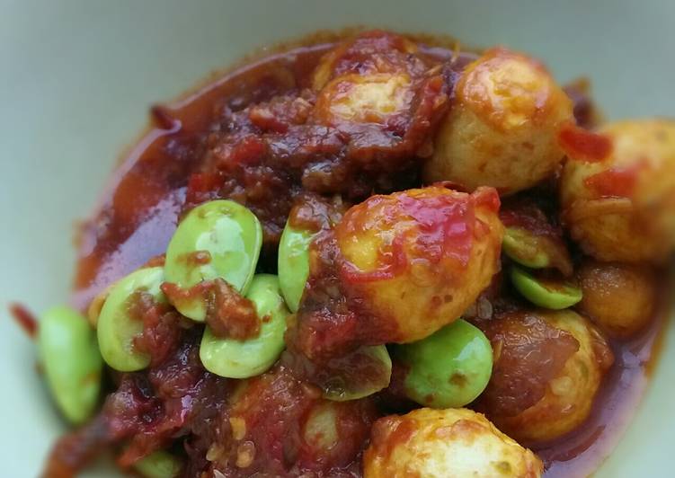 Bagaimana Membuat Sambel telur puyuh + pete yang Lezat Sekali