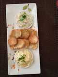 Tostaditas saborizadas, y dips para acompañar