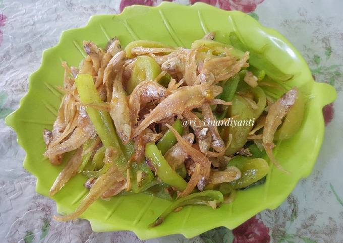 Resep 163. Ikan Asin Bulu Ayam oleh Mommy Nadhifa - Cookpad