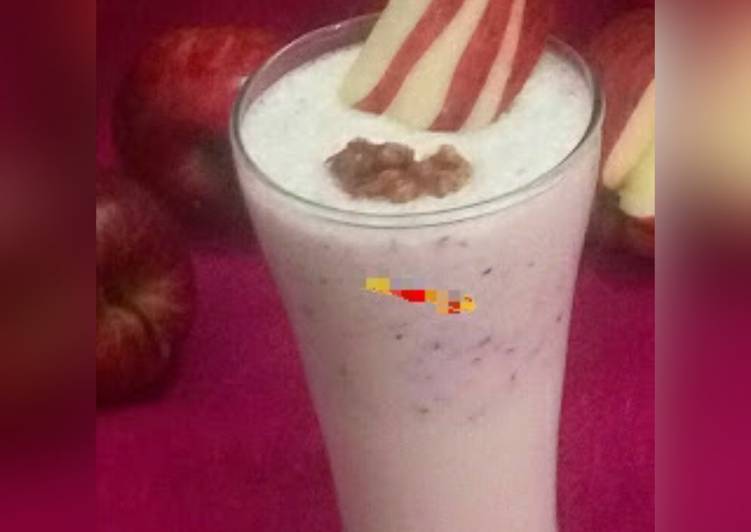 Recipe of Super Quick Homemade Apple Banana Milkshake