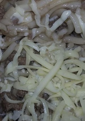 Una foto de Espaguettis con carne molina y queso costeño