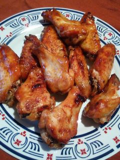 Una foto de Alitas de pollo a la miel