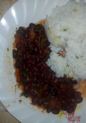 A picture of Beans stew#Endofyear challenge.