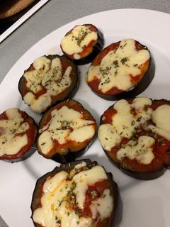 Una foto de Pizzas de berenjena