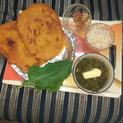 A picture of Makki ki roti.