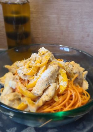 Une photo de Spaghettis quinoa poulet cajun