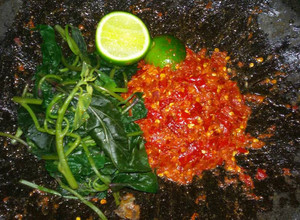 Foto resep Sambel Terasi Lalap Daun Ubi