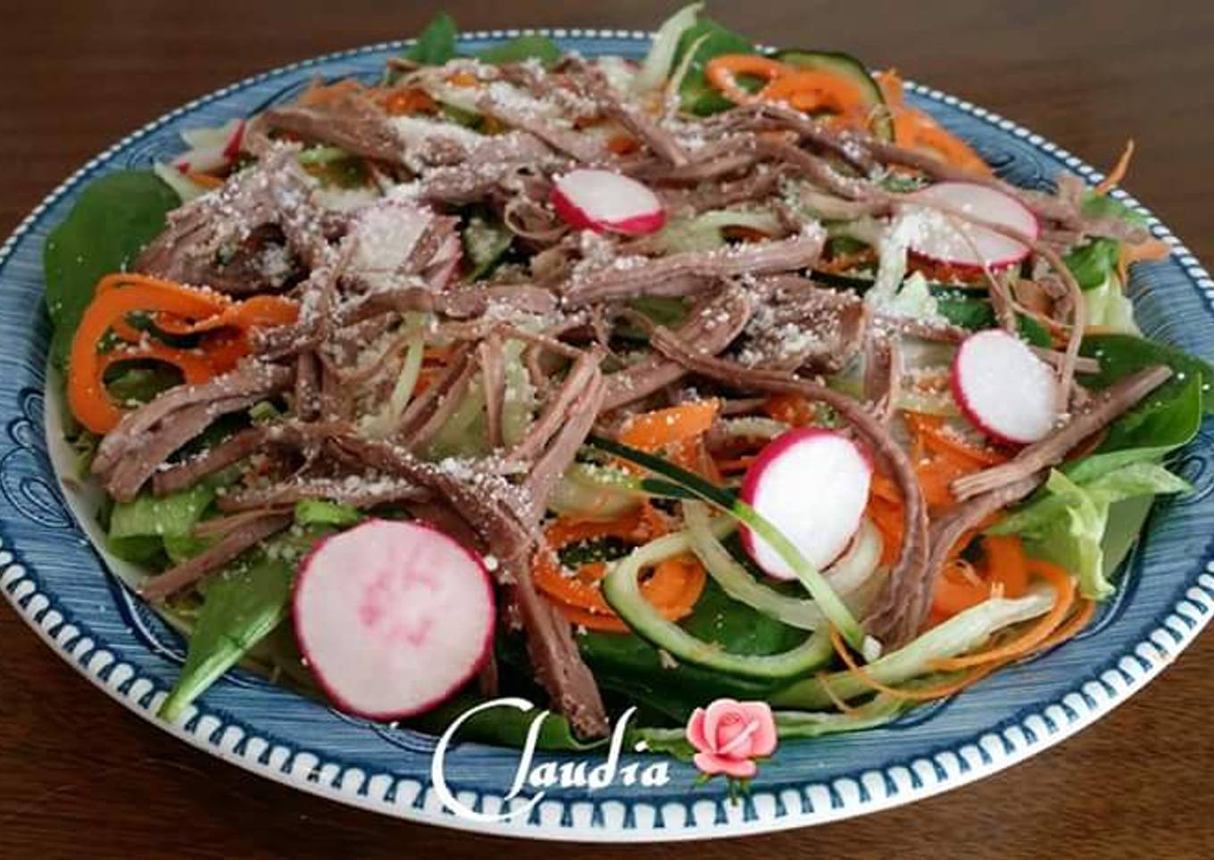 Ensalada de carne deshebrada🌹