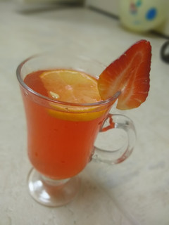 ஸ்ட்ராபெரி லெமன் சர்பத் (Strawberry lemon sarbath recipe in tamil) செய்முறை முக்கிய புகைப்படம்
