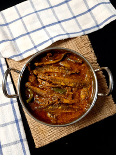 ছোট বাইম মাছ ভুনা রেসিপির প্রধান ছবি