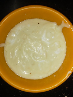 பூண்டு சாஸ் (Garlic sauce recipe in tamil) செய்முறை முக்கிய புகைப்படம்