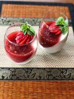 Epres panna cotta 🍓 recept fotója
