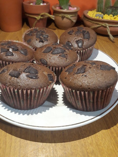 Una foto de Muffins de chocolate👌