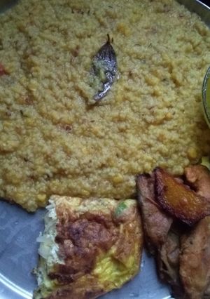 খিচুড়ি(khichuri recipe in Bengali) রেসিপির প্রধান ছবি