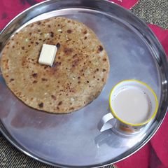 A picture of Gobhi paratha.