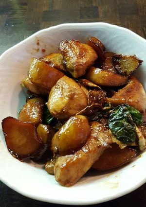 A picture of Three Cup King Oyster Mushroom Chicken Breast.