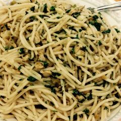A picture of Vongole Pasta - quick & easy.