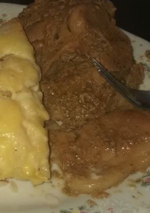 Una foto de Chuletas de cerdo 🐖 en cerveza y miel