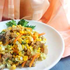 A picture of Tumis Sayuran Bakso Daging.