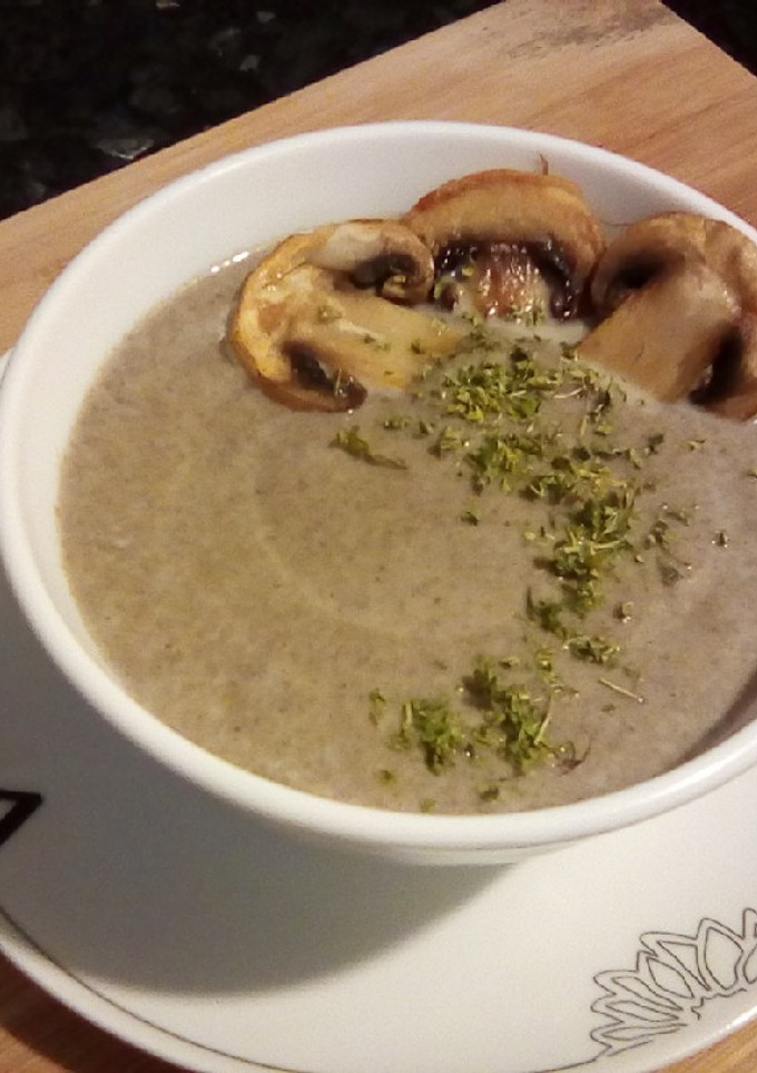 Una foto de Crema de Champiñón