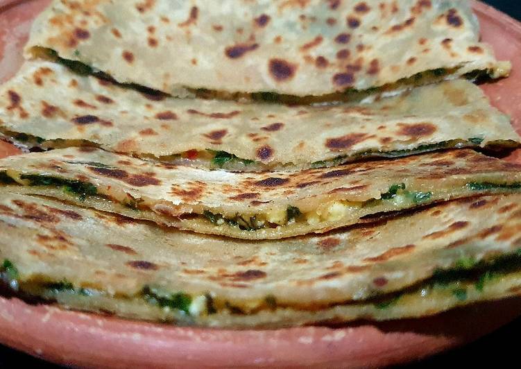 Spinach cheese paratha