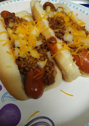 A picture of Cincinnati Chili-Dog.