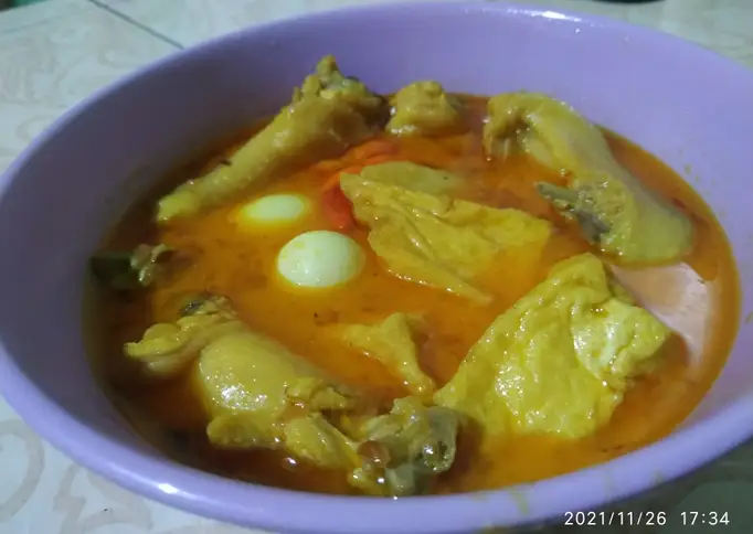 Kare ayam spesial