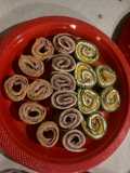 Canapés para Navidad; “Creps de colores”