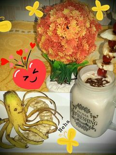 केला मिल्क शेक (kela Milk Shake Recipe in Hindi) रेसिपी मुख्य फोटो