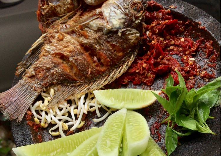 Resep Mujair Sambel Trasi Mentah, Anti Gagal