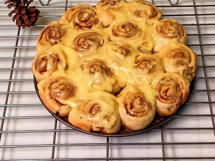 Wajib coba! Resep memasak Cinnamon rolls with cheesy glaze  menggugah selera