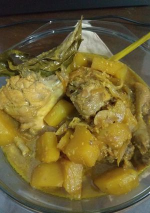 Foto resep Ayam dan Kentang Semur