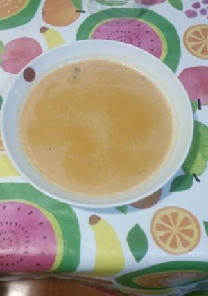 Una foto de Crema de amaranto con caldo de verduras y setas
