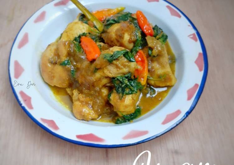 Bagaimana Menyiapkan Ayam Kemangi yang Lezat