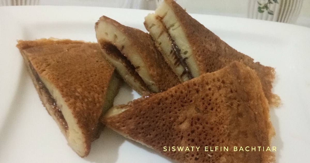 Resep Martabak Manis Spesial Oleh Siswaty Elfin Bachtiar Cookpad