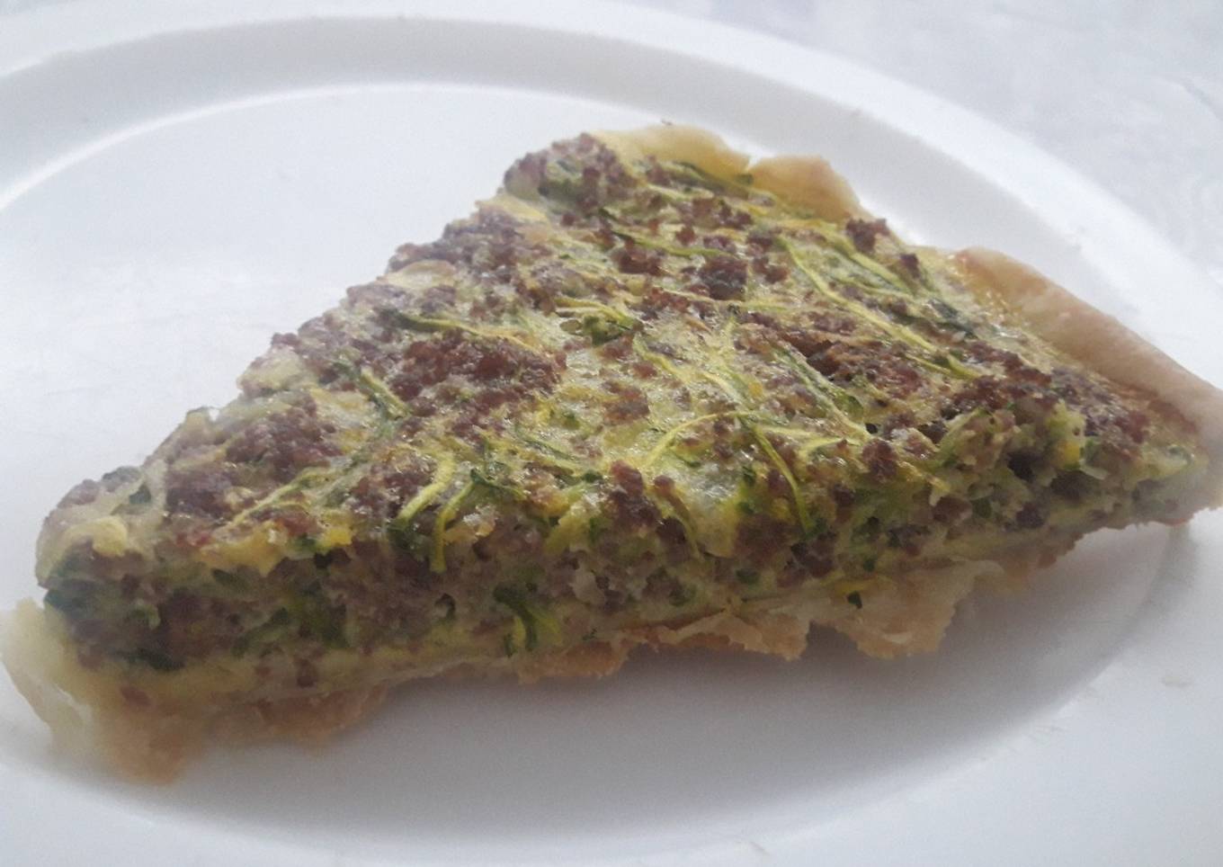 Tarta de carne y zapallitos