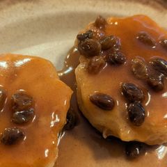 A picture of Newfoundland Raisin Sauce for Toutons.
