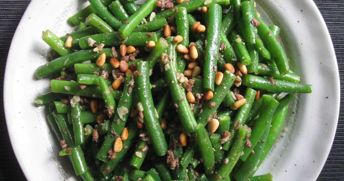 Anchovy Garlic Sautéed Green Beans Recipe by Hiroko Liston - Cookpad