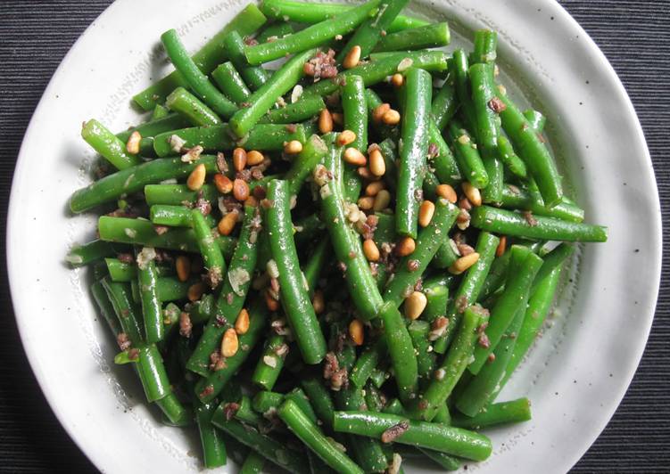 Anchovy Garlic Sautéed Green Beans