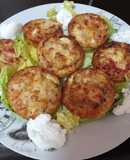 Mini tortillas de atún, pimientos rojos y queso al horno