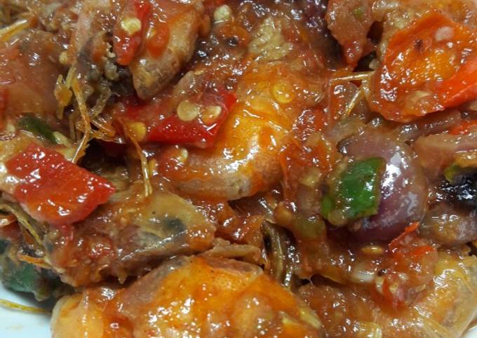 Udang balado sambal mantah (mentah)