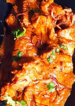 A picture of Chicken gravy.