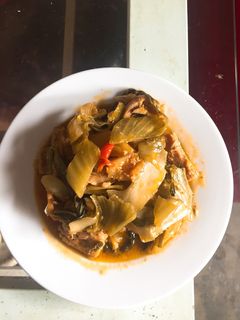 Hình của món Cá ngừ đại dương kho dưa chua.