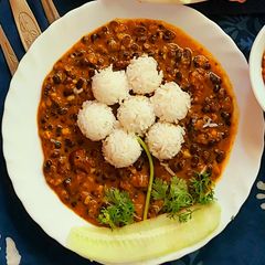 A picture of Dal Makhani Rice Platter.